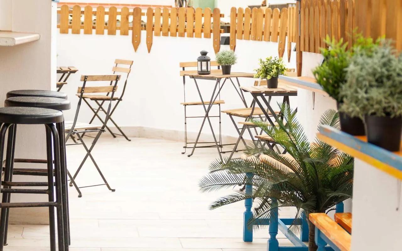 Casa Grande Surf Hostel El Medano  Spain